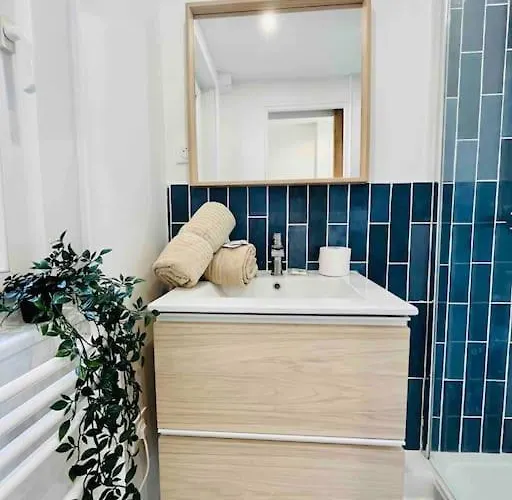 Les Iris Διαμέρισμα